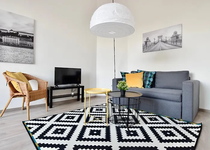 Standard Apartment By Hi5 - Bazilika Suite